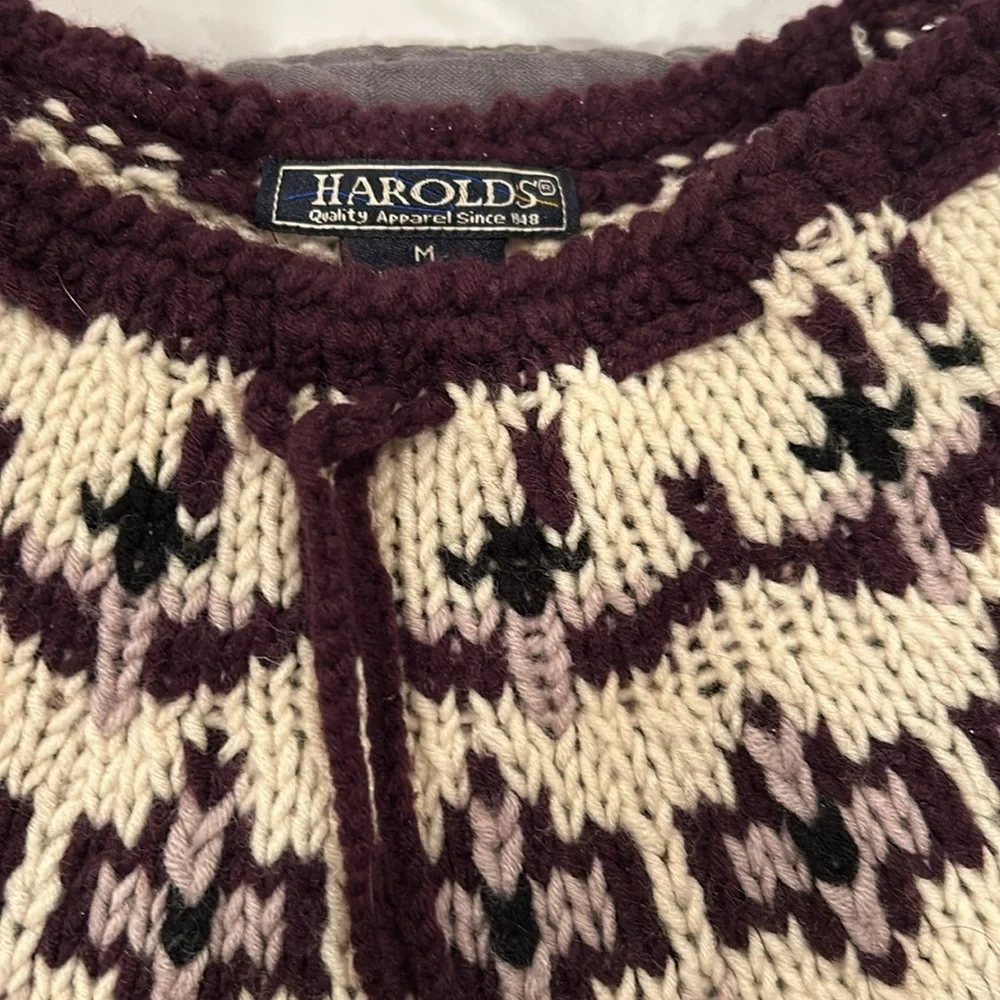 Vintage wool sweater from Harold’s - Picture 2 of 4